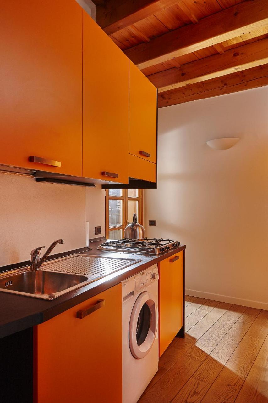 Joivy Charming Apartment Centre Of كومو المظهر الخارجي الصورة