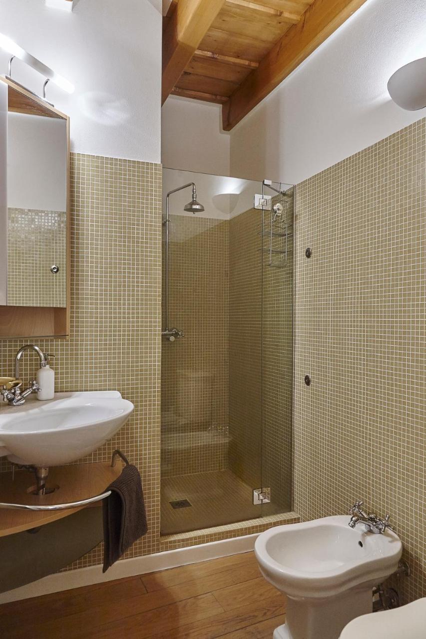 Joivy Charming Apartment Centre Of كومو المظهر الخارجي الصورة