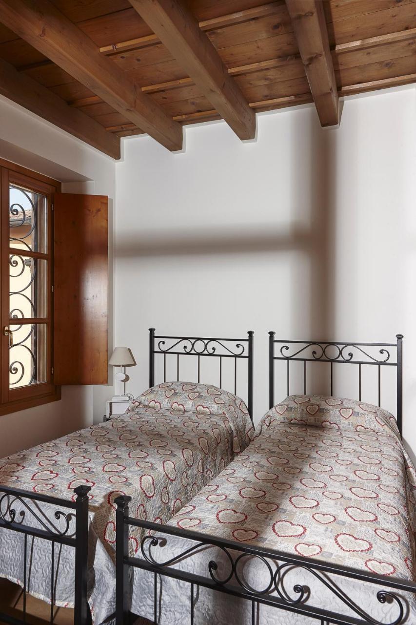 Joivy Charming Apartment Centre Of كومو المظهر الخارجي الصورة